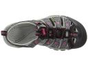 Keen Newport H2-Womens 6 - Black/Bright Rose