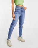 Levi's High Waisted Mom Jean in Mid wash-Blue