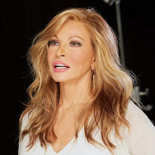 Longing For Long - Wig by Raquel Welch, SS9/30 SS Cocoa