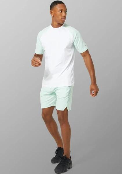 Man Active Contrast T Shirt & Short Set