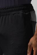 Man Active Ultra Stretch Contrast Cropped Joggers