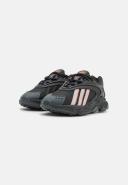 Men's Sneakers Adidas Originals Oztral GZ9408