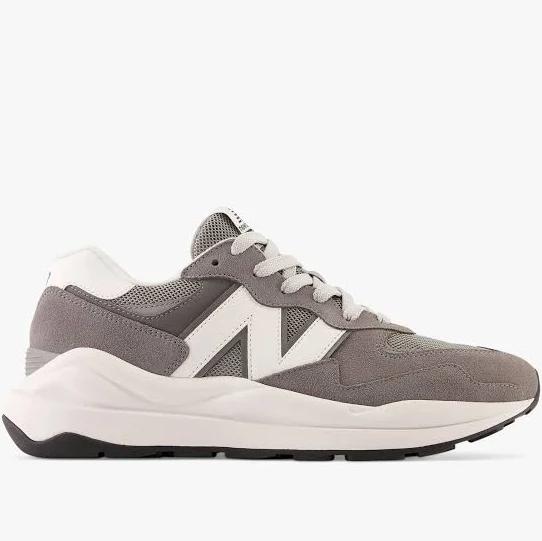 Men's Sneakers New Balance M5740VPB