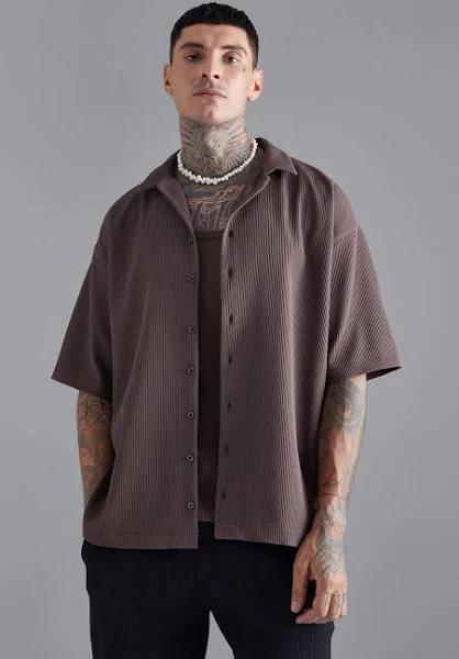 Mens Brown Short Sleeve Pleated Oversized Shirt