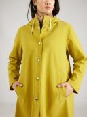 Mosebacke Matte Raincoat Gold