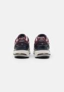 New Balance 1906 Unisex Trainers, Size: 46.5, Bordeaux - shoes