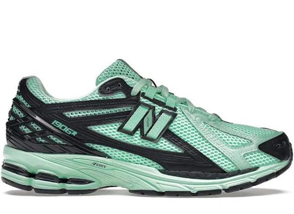 New Balance 1906R Women's Sneaker