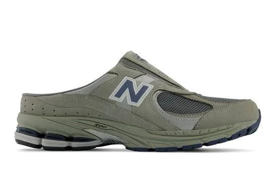 New Balance 2002R Mule Dark Grey Dark Navy