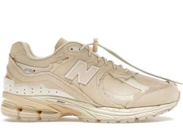 New Balance 2002R Protection Pack Sandstone