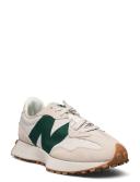 New Balance 327