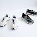 New Balance 327 in White - Size 9