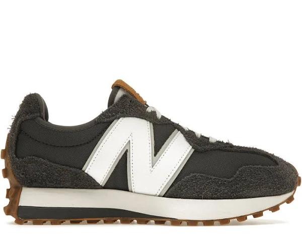 New Balance 327 Magnet Trainers