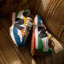 New Balance 327 Multicolor