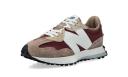 New Balance 327 Sneakers in Beige and terracotta-Neutral