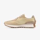 New Balance 327 Sneakers in beige-Neutral