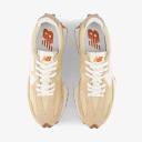 New Balance 327 Sneakers in beige-Neutral