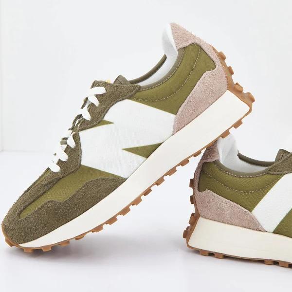 New Balance 327 Sneakers in khaki-Grey
