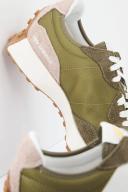 New Balance 327 Sneakers in khaki-Grey
