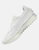 New Balance 327 Sneakers in White