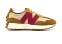 New Balance 327 Trainers in Tan and pink-Neutral