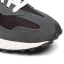 New Balance 327 US 9.5