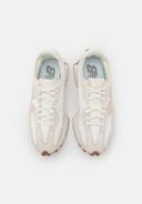 New Balance 327 Women's Sneaker