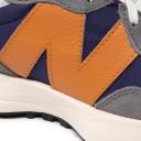 New Balance 327 Women's Sneaker