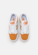 New Balance 480 Trainers in White and Orange
