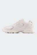 New Balance 530 White/White 7.5 | AfterPay Available