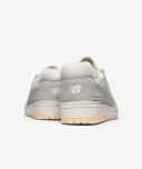 New Balance 550 Grey Suede