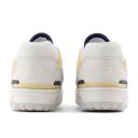 New Balance 550 Women's - White - 6