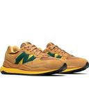 New Balance 57/40 Wheat / Green Shoes - Size 8.5
