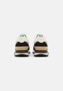 New Balance 574 Legacy Black Angora