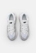 New Balance 5740 Sneakers in Grey Multi