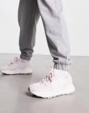 New Balance 5740 Sneakers in Pink