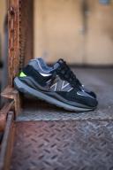 New Balance 5740 Wonderland Pack - Size 8 - Black/Green Glow