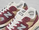 New Balance 580 Women's Sneaker