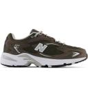 New Balance 725 Black Dark Grey