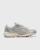 New Balance 725 Ivory