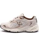 New Balance 725 Light Grey