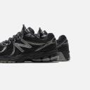 New Balance 860 V2 Sneaker