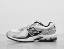 New Balance 860v2 Black White Silver