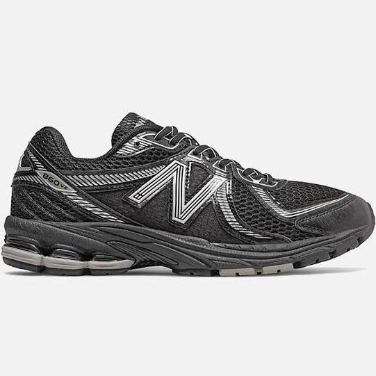 New Balance 860v2 Women's Sneaker