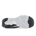 New Balance 880 V13 Wom Shoe Blk/Sv 7.0 2A