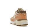 New Balance 990v3 MiUSA size? Exclusive Orange Cream