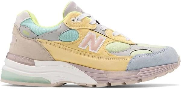 New Balance 992 Yellow Beige