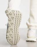 New Balance Beige XC-72 Sneakers