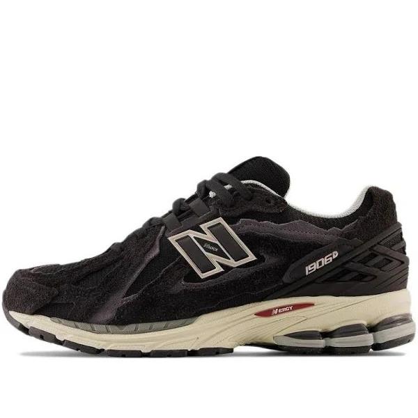 New Balance - Black 9060 Sneakers