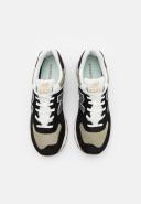 New Balance Black ML574 Sneakers