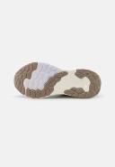 New Balance Fresh Foam Arishi V4 Shoes Black White Women - 42.5